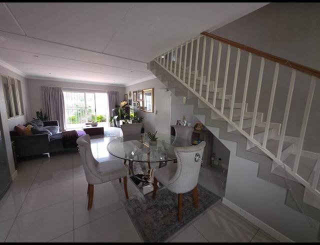 3 BEDROOM TOWNHOUSE FOR SALE IN FERNDALE